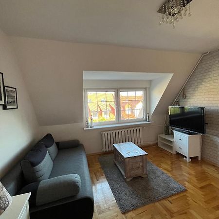 Apartament Kolobrzeska Mansarda, Narutowicza 8 Kolobrzeg Bagian luar foto
